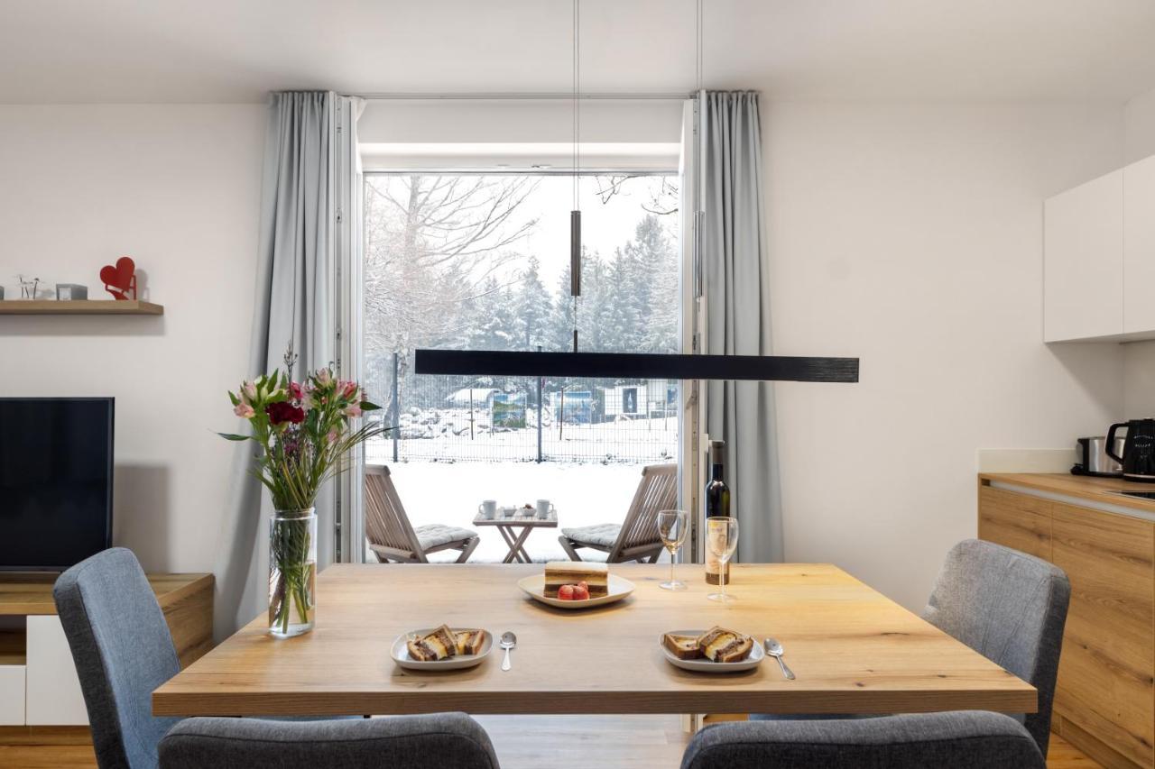 Chic Apartments With Balcony And Spa In Mojstrana Exterior foto
